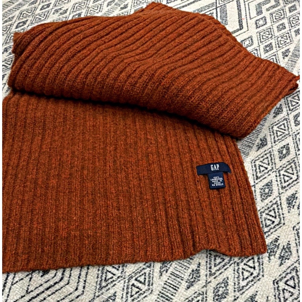 Gap Rust Brown Solid Ribbed Knit 100% Lambswool Rectangle 11 x 58